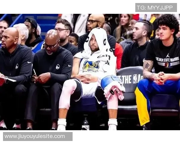 科尔谈库里伤情恢复情况让球队感到宽慰与期待