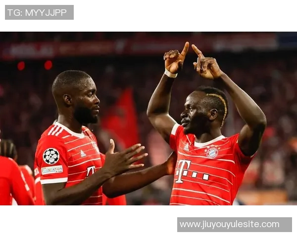 卢卡斯盛赞门德斯为世界顶级左后卫强调二人能共存于球队竞争中